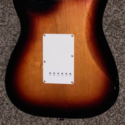 2022 Fender Jimi Hendrix Artist  Series Signature  Stratocaster 3-Color Sunburst electric guitar image 8