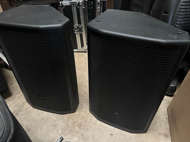 JBL PRX815W 2-Way 1500-Watt 15" Active Loudspeaker 2010s - Black image 1