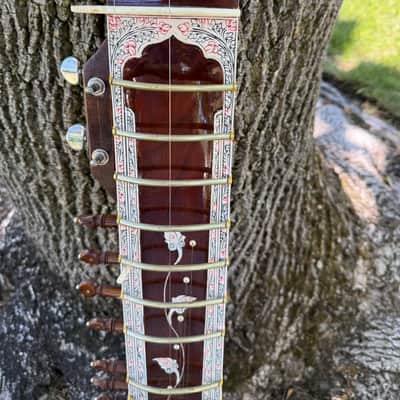 Maharaja Electric Sitar Studio Edition- Built in Pickup- Excellent Condition- Gig Bag Included image 10