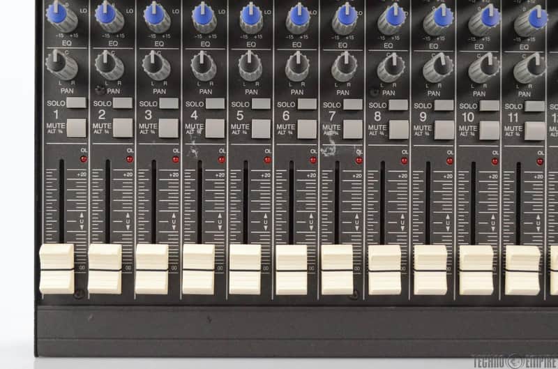 Mackie CR-1604 16 Channel Mixer w/ XLR10 Input Expander & Extras
