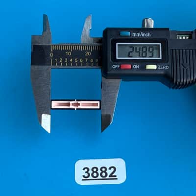 CASIO MT-240 Vintage Keyboard Part: ON/OFF Slider Switch Cover Cap (Black/Red) imagen 7