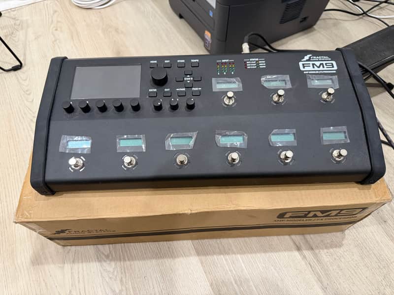 Fractal Audio FM9 Turbo Mark I Amp Modeler / FX Processor 2024 - Present - Black image 1