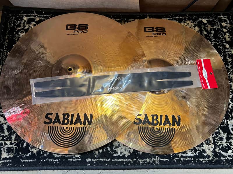 Sabian 20" B8 Pro Marching Band Cymbals w/ Straps - Brilliant image 1
