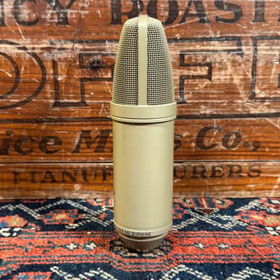 MXL 1006 Large Diaphragm Condenser Microphone #1 w/ Clip & Bag image 3
