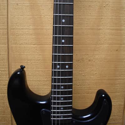Squier FSR Bullet Stratocaster HT HSS 2020 - Black Metallic image 3