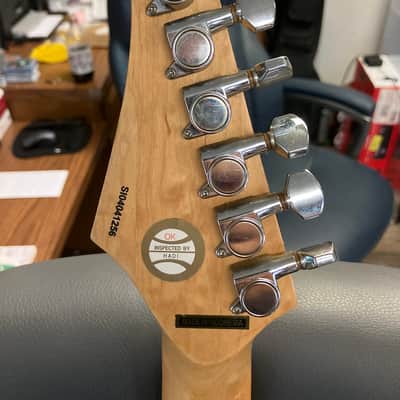 Silvertone SS15 Revolver Double Cut 2000s - Sunburst image 6
