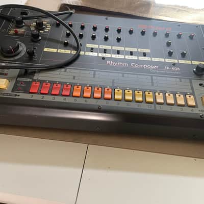 Roland TR-808 Rhythm Composer 1982 - Black image 4