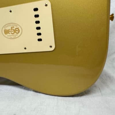 Fender 50th Anniversary Golden Stratocaster Guitar 2004 - Aztec Gold / Maple neck image 13