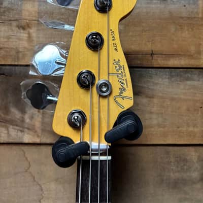 Fender American Pro II J-Bass RW Olympic White w/case image 5