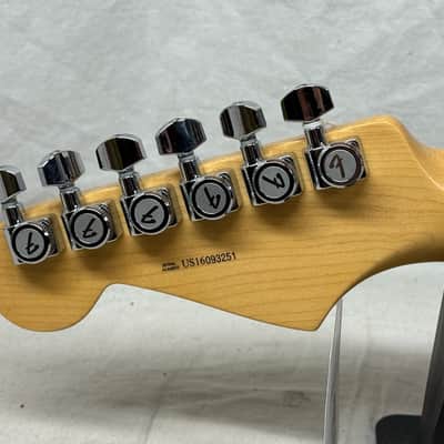 Fender American Stratocaster Guitar with Gator Case 2016 - Sienna Sunburst / Maple neck image 9