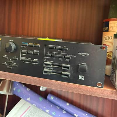 Roland JV-1080 image 2