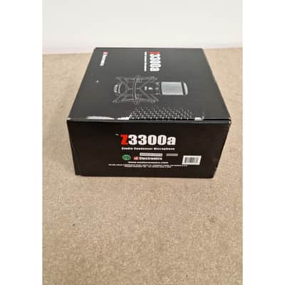 sE Electronics Z3300a - Condenser Microphone - Silver - Excellent w/ Original Box image 3