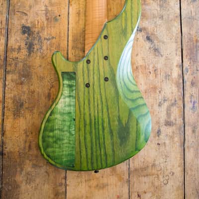 BNJ Guitars Vanguard 5S2 2024 - Green image 7