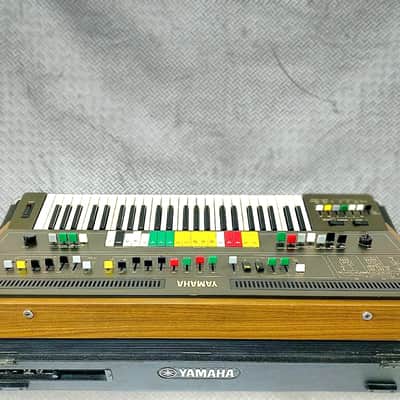 Yamaha CS-50 Polyphonic Synthesizer - LEGEND - โ
ULTRA RARE from ยด70sโ
Professional Synthesizer/ Keyboard / Combo Organ โ
Cleaned & Full Checked โ
image 6