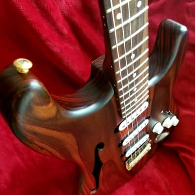 SJ Custom Guitars  Stratocaster semihollow all rosewood, Wilkinson tremolo, gotoh tuners image 16