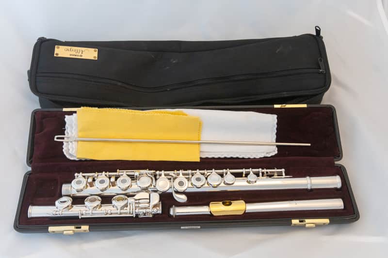 Yamaha YFL-371 Allegro Intermediate Flute *Silver Headjoint *Low-B *Split-E *Made in Japan *Cleaned & Serviced image 1