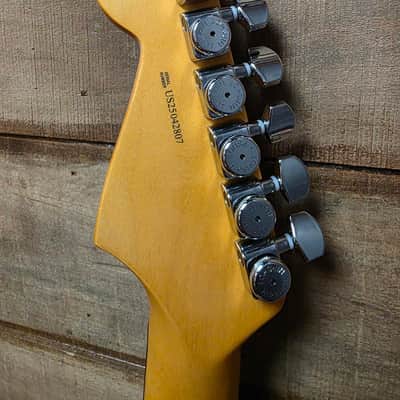 2025 Fender American Professional II Stratocaster® (Pre-Owned) - Olympic White w/ Hard Case image 13
