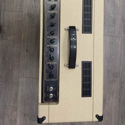 Vox AC15C1-CVR Custom Limited Edition 15W Combo with Gator Flight Case image 3