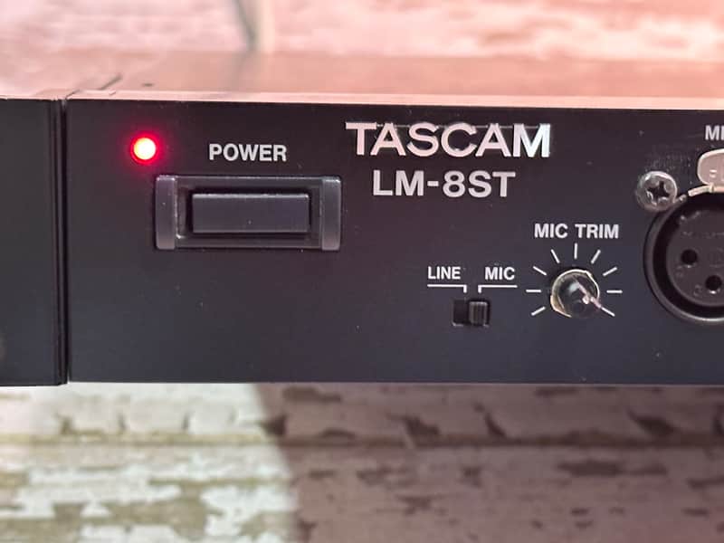Immagine TASCAM LM-8ST Line Mixer 2010 - Present - Black - 1