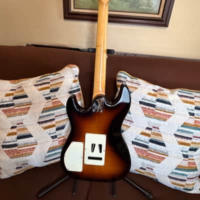 Godin Progression 2009 - Maple Sunburst image 2