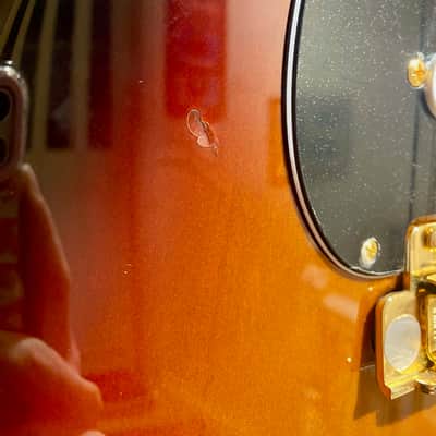 Fender Stevie Ray Vaughan Stratocaster with Pau Ferro Fretboard 2010 - Present - 3-Color Sunburst B-Stock image 6