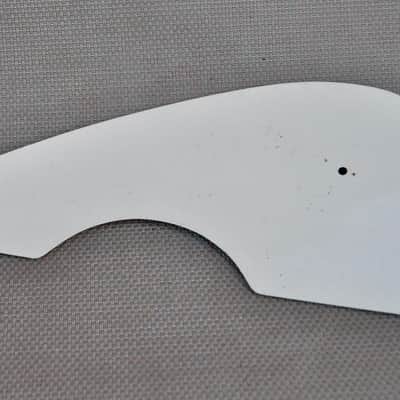 FENDER 1968 KINGMAN LEFT HANDED GOLD PICKGUARD image 5