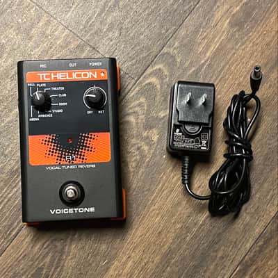 TC Helicon VoiceTone R1 | Reverb