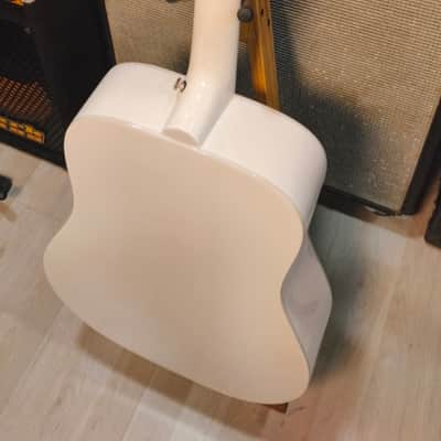 Epiphone Dove Pro Limited Edition - White image 12