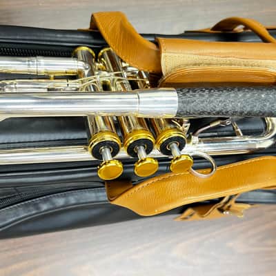 daCarbo C trumpet Carbon fiber material silver plated and gold trim image 3