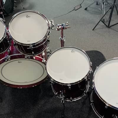 ~WOW!~ Gretsch USA Custom 5-Piece 10/12/14/16/22 Drum Kit Set in Purple Gloss Lacquer image 8