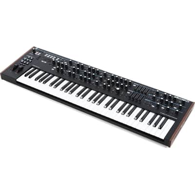 Novation Summit Two-part 16-Voice 61-Key Polyphonic Synthesizer image 4