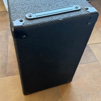 Peavey Bandit 75 1x12" Guitar Combo Amp image 4