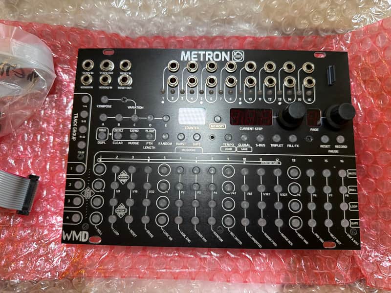 WMD Metron 2010s - Black image 1