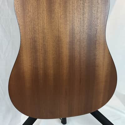 Used Taylor 110-GB Acoustic Guitar image 4