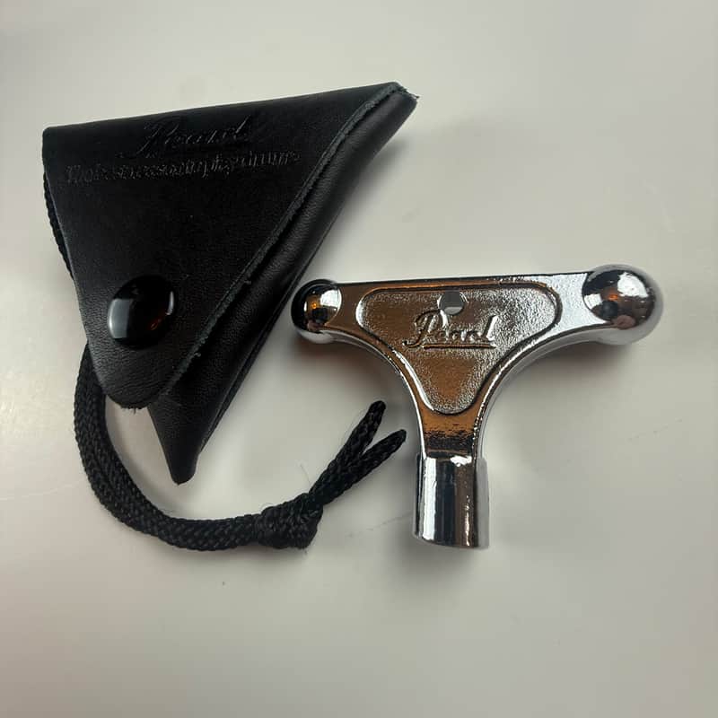 Pearl K025 Drum Key w/ Black Leather Pouch 1990s - Chrome image 1