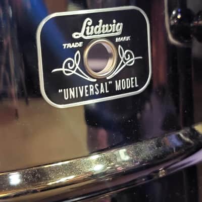 Ludwig Universal Black Brass Snare Drum - 6.5 x 14-inch Snare - Polished Black Chrome image 4