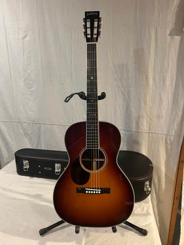 Santa Cruz H13 Left-handed image 1