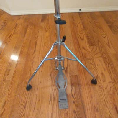 Ludwig Vintage spur lok hi hat stand 1970s original clutch excellent condition image 2