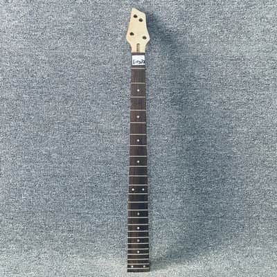 4 String Electric Bass Maple Neck, Rosewood 24 Frets Fingerboard image 1