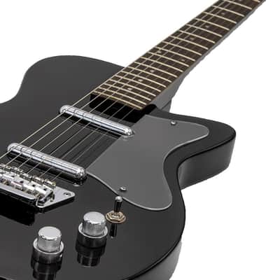 Silvertone Model 1303 Reissue Electric Guitar - Gloss Black. Includes Silvertone Gig Bag. image 4