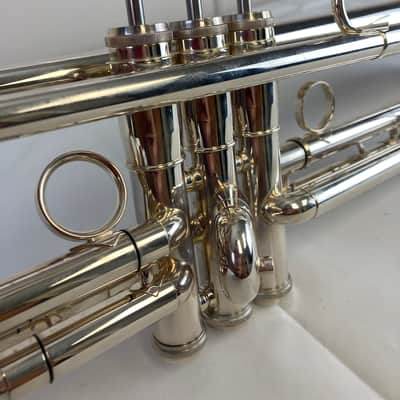 Getzen 907S Eterna Proteus Bb Trumpet – Silver Plated – Professional Model – Like New – w/ Case SM#3655 image 14
