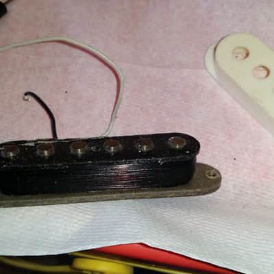 FENDER STRATOCASTER PICKUP 1978 Grey Bottom, meter read 5.81 image 7