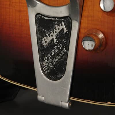 Airline 3 Kleenex Pickups w/original Bigsby Vibrato 1960s Sunburst image 12