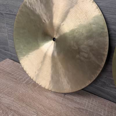 Meinl Cymbals Byzance Traditional Medium Hi-hat Cymbals - 14 inch #3185 image 15