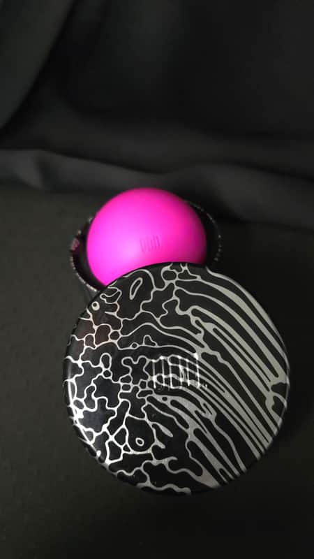 Oddities Oddball 2025 - Pink