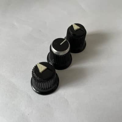 Three Original Peavey Knobs for Silver Stripe amps Bandit 112... image 7