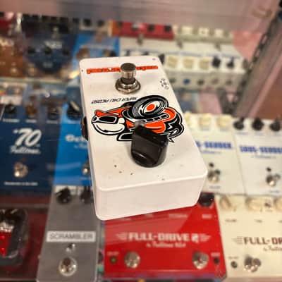 Catalinbread Super Chili Picoso Clean Boost 2010s - White image 3