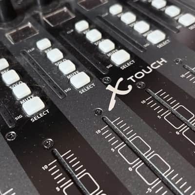Behringer X-TOUCH COMPACT Universal DAW Control Surface 2015 - Present - Standard image 3