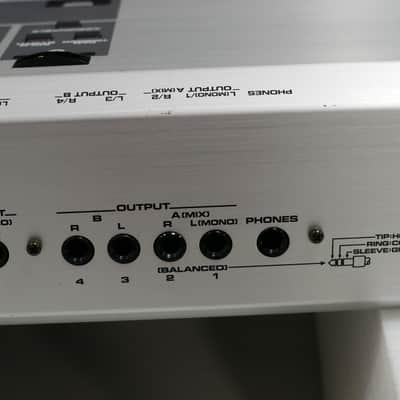 Roland Fantom-X7 + Case image 11