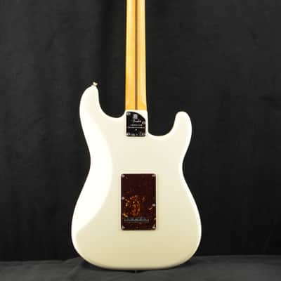 Fender American Professional II Stratocaster Left-Hand Olympic White Maple Fingerboard image 6